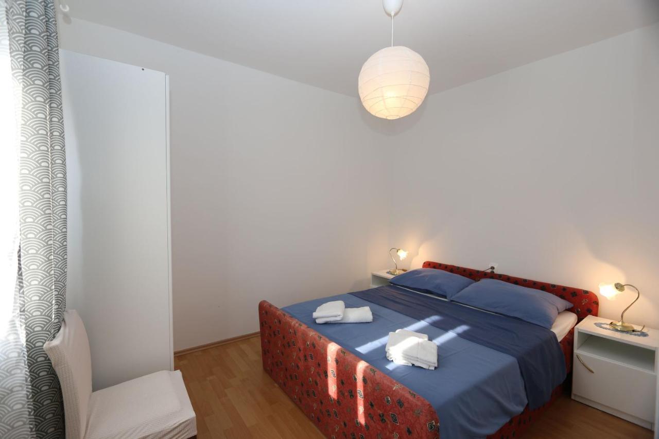 Apartments Nadenic Šilo Eksteriør billede